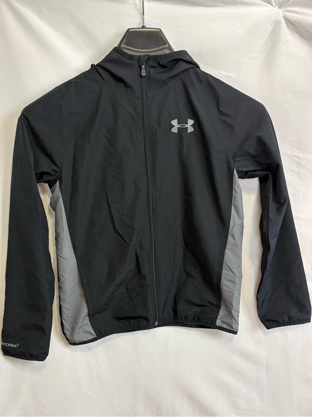 Under Armour Youth Boys Storm1 Hooded  Windbreaker Jacket Size L(YLG) Black